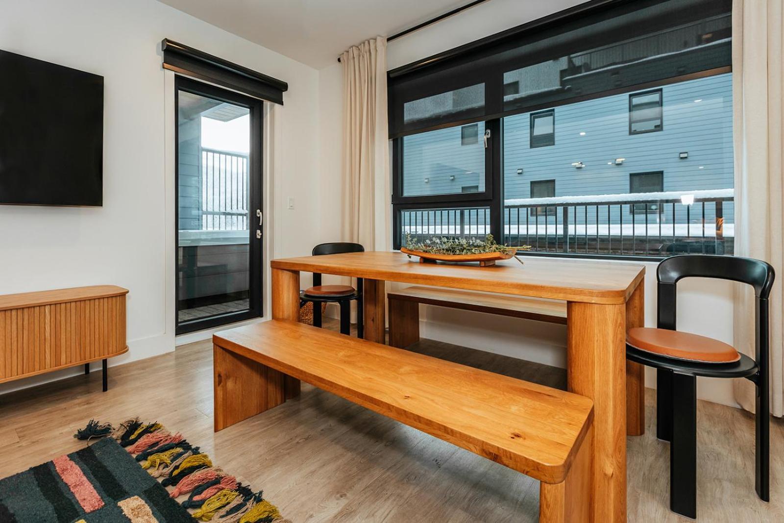 Tally Ho By Revelstoke Vacations Екстер'єр фото