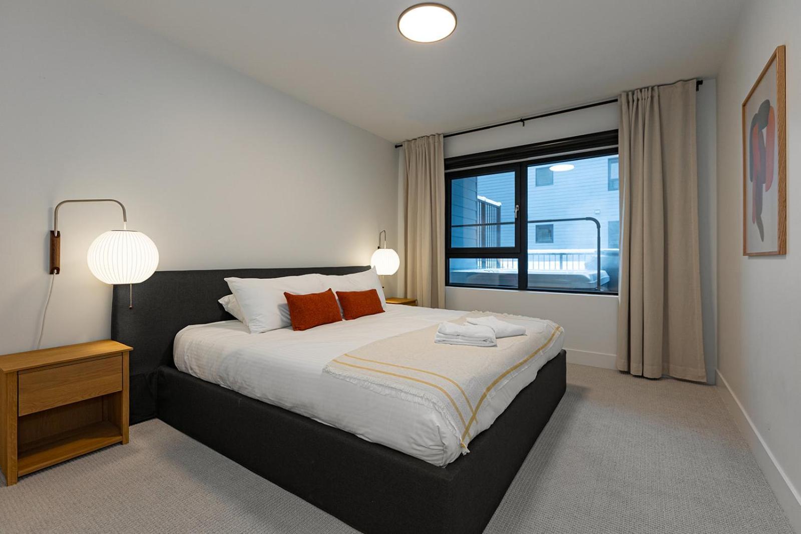 Tally Ho By Revelstoke Vacations Екстер'єр фото