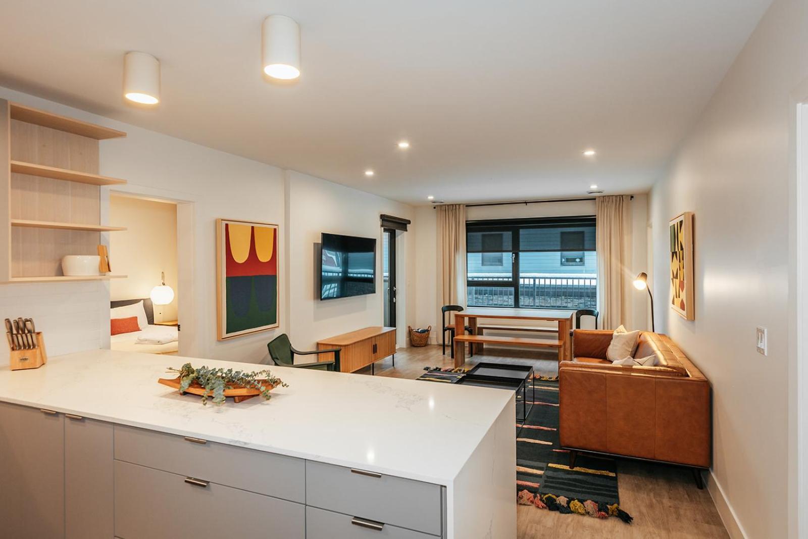 Tally Ho By Revelstoke Vacations Екстер'єр фото